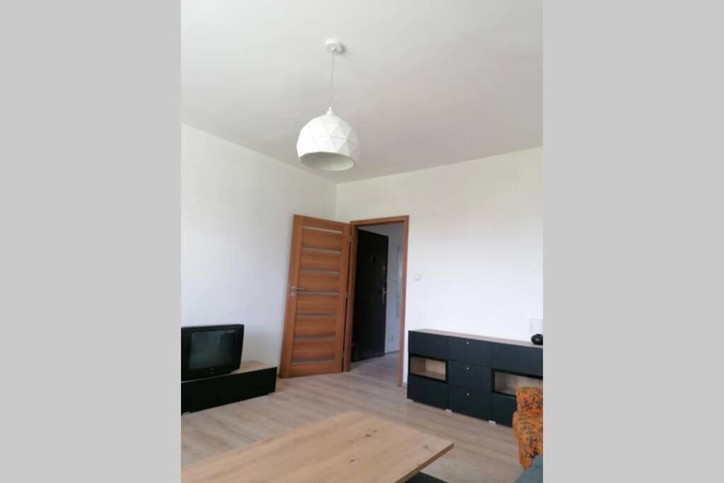 Apartman Blizko Hlavnej Stanice A Centra Mesta バルデヨフ エクステリア 写真